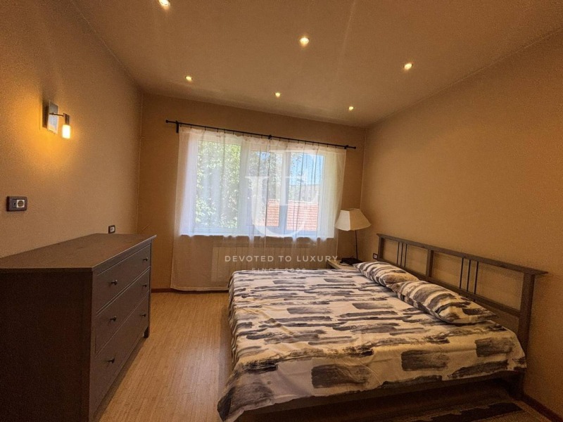 Zu vermieten  3 Schlafzimmer Sofia , Zentar , 190 qm | 46054832 - Bild [5]