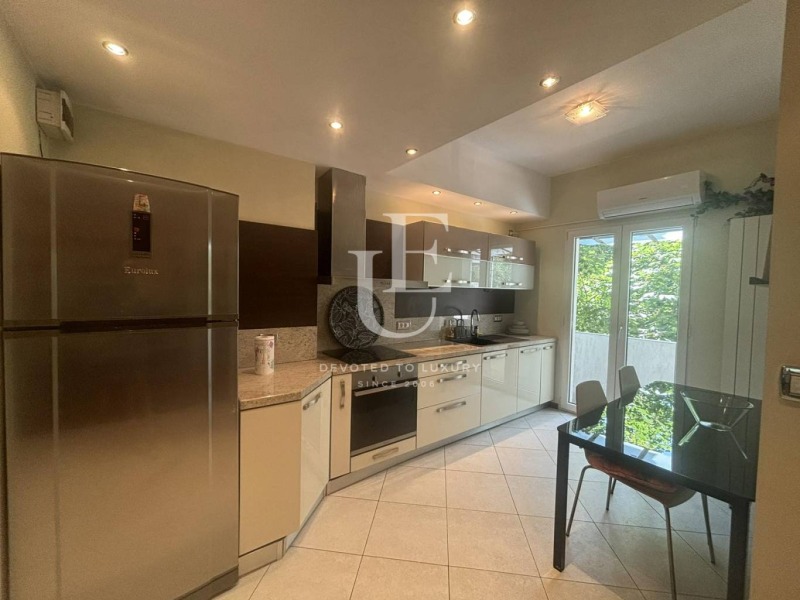 Zu vermieten  3 Schlafzimmer Sofia , Zentar , 190 qm | 46054832 - Bild [4]