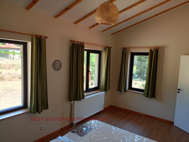 Дава под наем КЪЩА, с. Горна Брезница, област Благоевград, снимка 11 - Къщи - 52127868