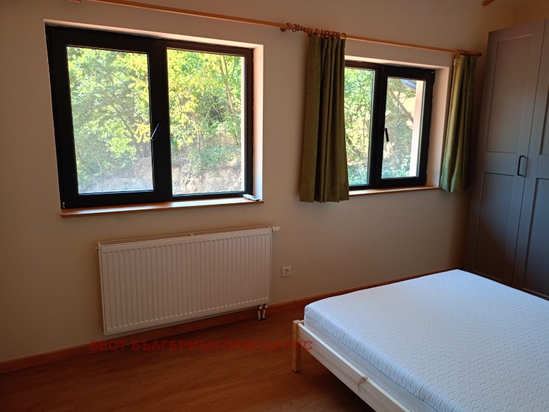 Дава под наем КЪЩА, с. Горна Брезница, област Благоевград, снимка 12 - Къщи - 52127868