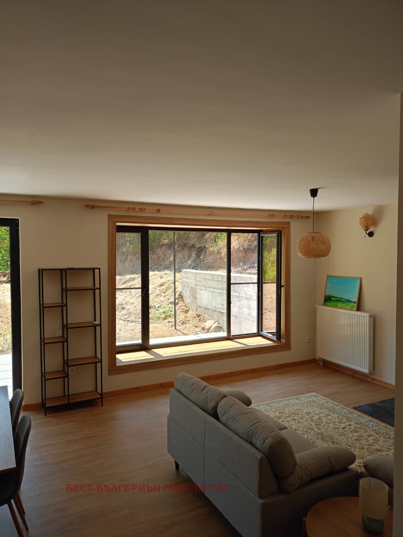 Дава под наем КЪЩА, с. Горна Брезница, област Благоевград, снимка 7 - Къщи - 52127868