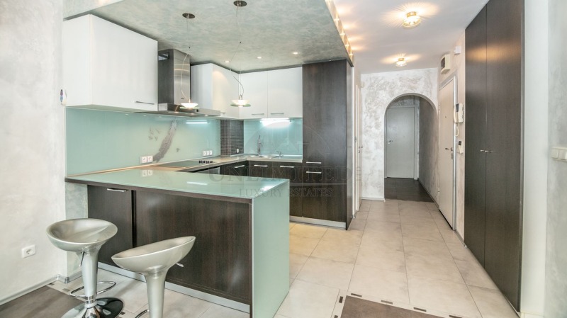 Издаје се  1 спаваћа соба Софија , Центар , 70 м2 | 84605780 - слика [7]