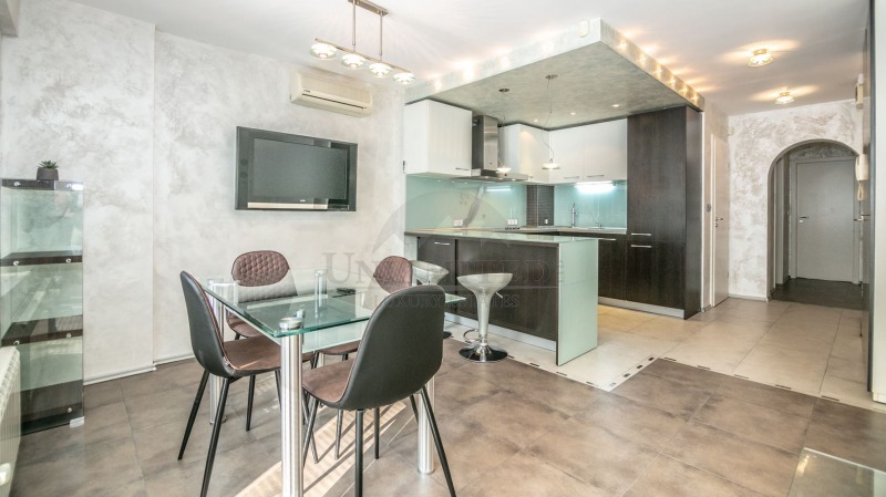 Издаје се  1 спаваћа соба Софија , Центар , 70 м2 | 84605780 - слика [6]