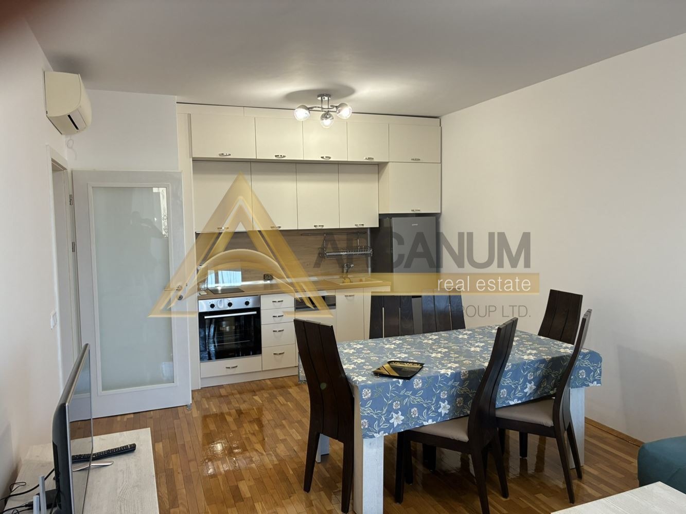 Дава под наем 2-СТАЕН, гр. Варна, к.к. Св.Св. Константин и Елена, снимка 2 - Апартаменти - 54218598