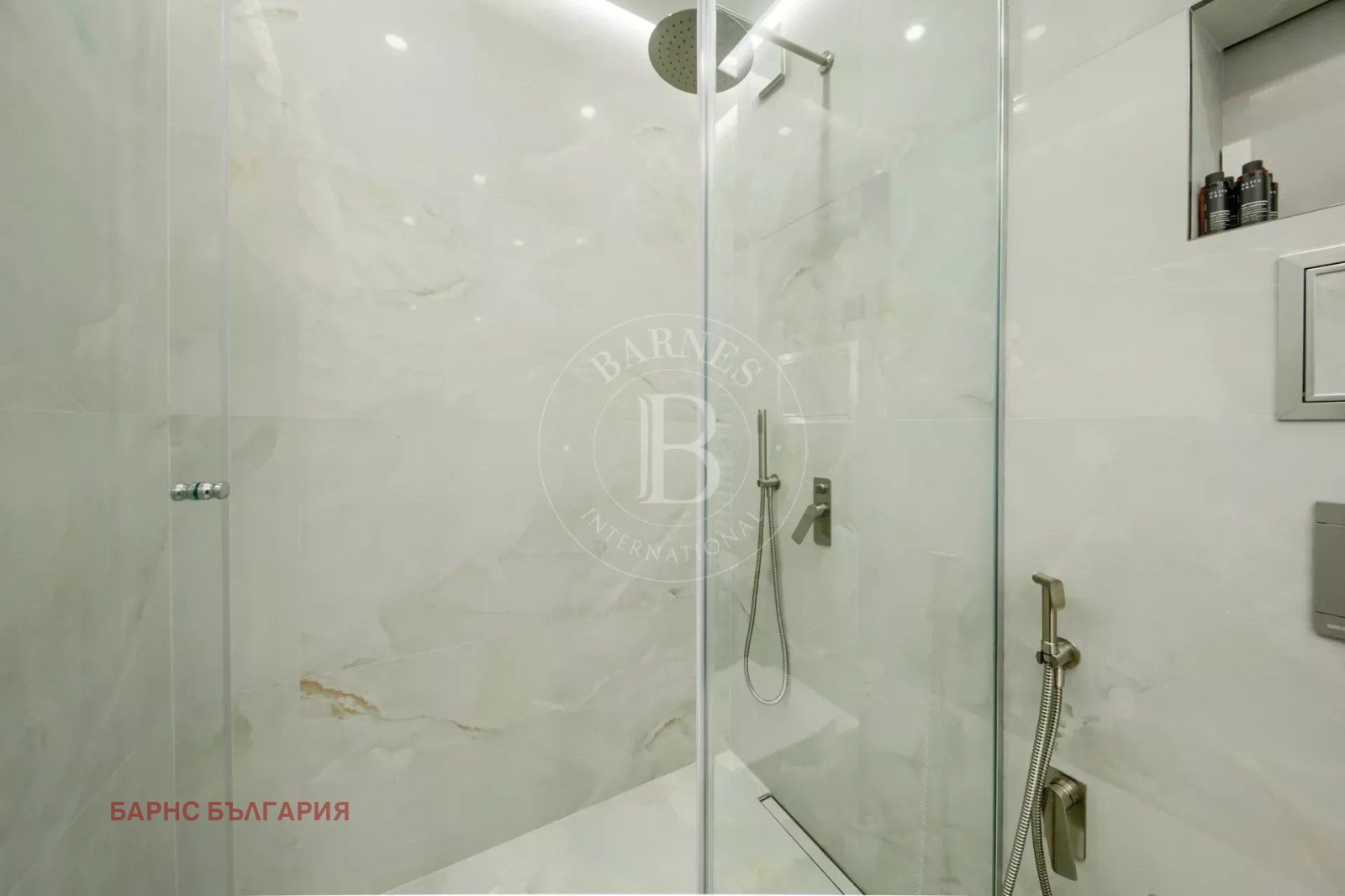 Дава под наем 3-СТАЕН, гр. София, Кръстова вада, снимка 13 - Апартаменти - 53905094