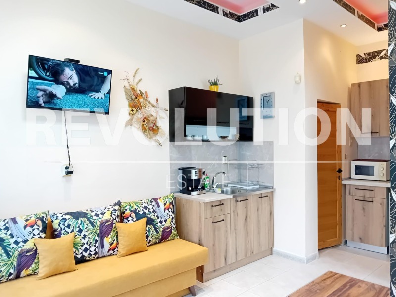 Дава под нем  2-стаен, град Варна, Бриз •  425 EUR • ID 13344206 — holmes.bg - [1] 