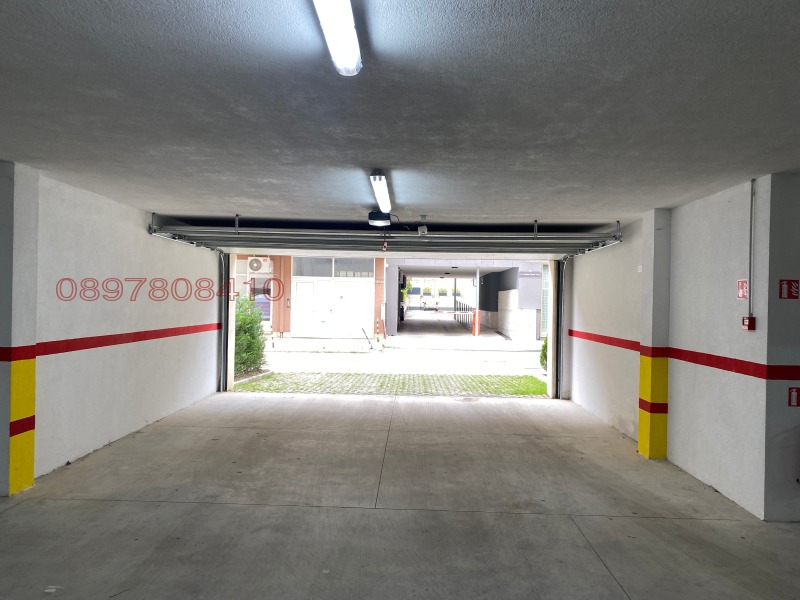 Дава под наем ГАРАЖ, ПАРКОМЯСТО, гр. Варна, Център, снимка 2 - Гаражи и паркоместа - 52785692