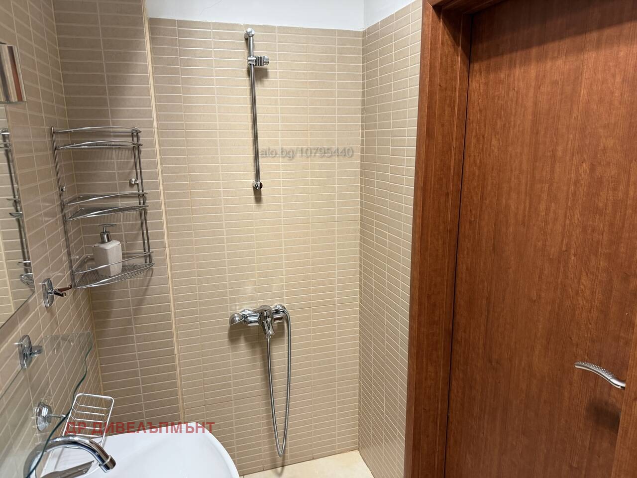 Дава под наем МАГАЗИН, гр. София, Младост 1, снимка 13 - Магазини - 54118391