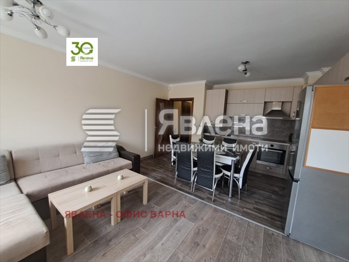 A louer  2 chambres Varna , Levski 1 , 100 m² | 27149021