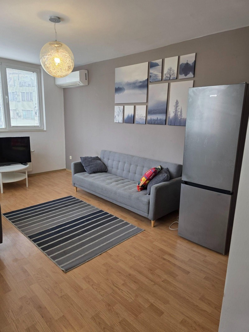För uthyrning  1 sovrum Sofia , Studentski grad , 140 kvm | 55755840