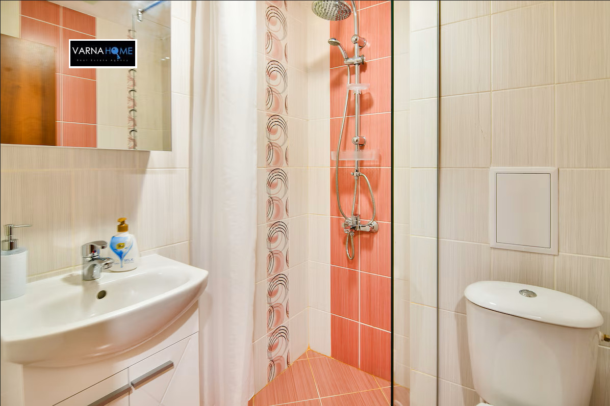 Дава под наем 2-СТАЕН, гр. Варна, Център, снимка 6 - Апартаменти - 54047545