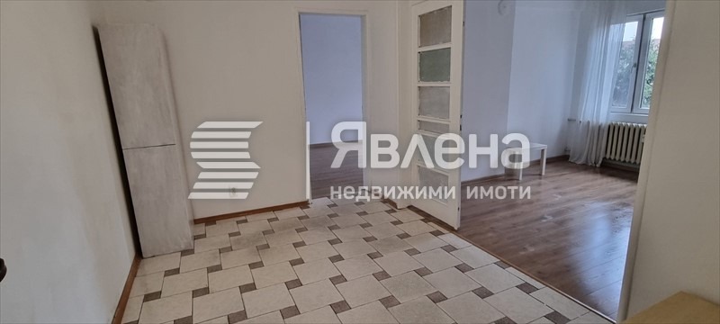 Дава под наем 2-СТАЕН, гр. София, Център, снимка 4 - Апартаменти - 54460611