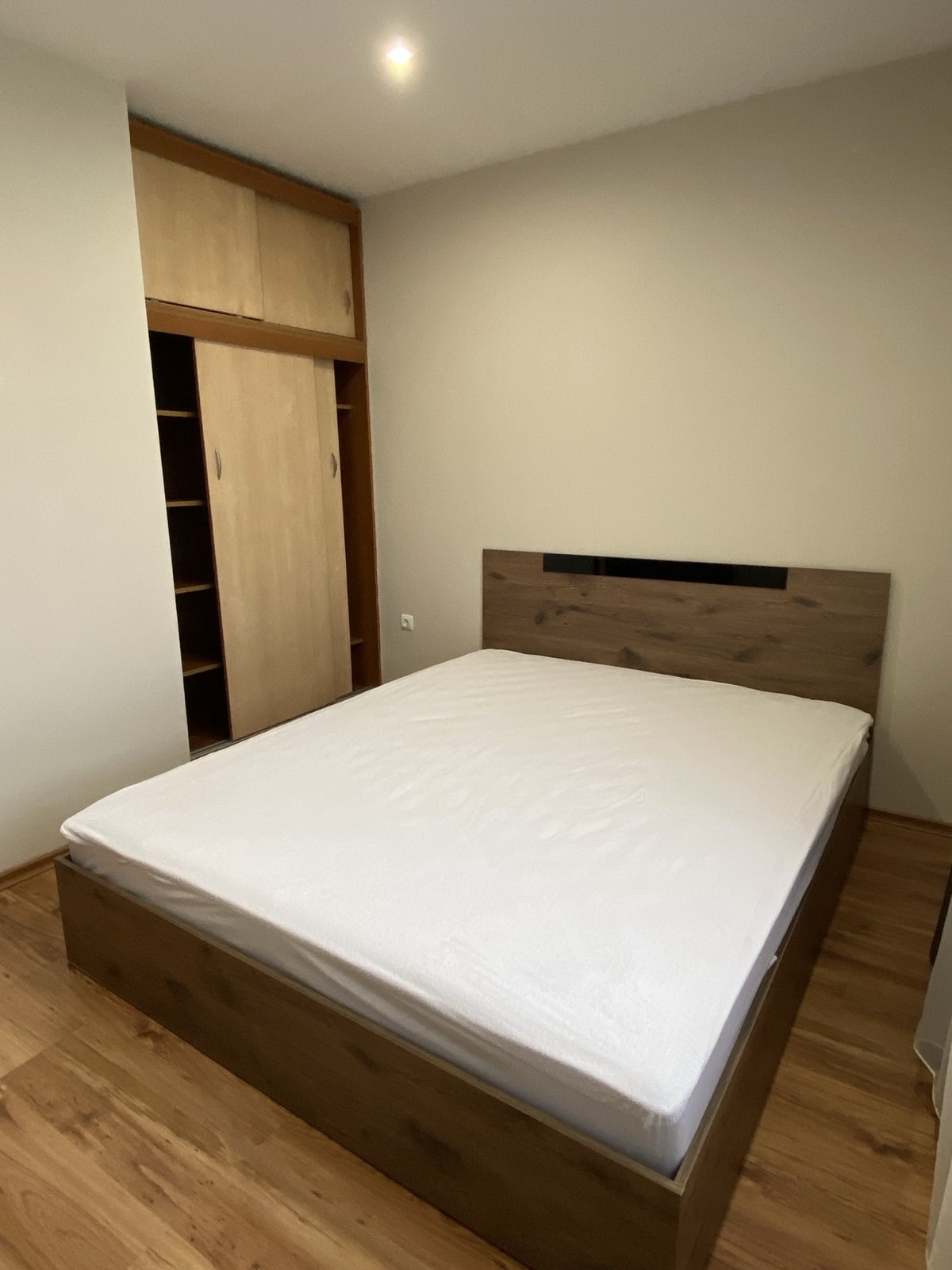 ���� ��� ���� 2-����� | Imot.bg � ����������� 8