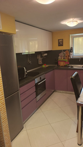���� ��� ���� 3-����� | Imot.bg � ����� ������ 10