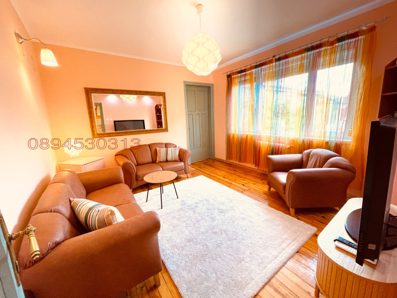 Para alugar  1 quarto Sofia , Centar , 60 m² | 82953816