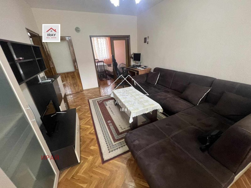 Дава под наем 4-СТАЕН, гр. Стара Загора, Център, снимка 4 - Апартаменти - 53497560