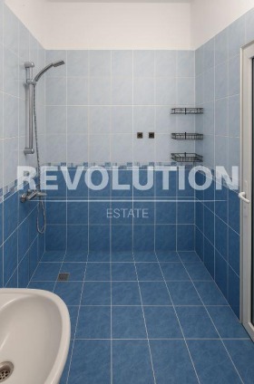 1 quarto Cveten kvartal, Varna 5