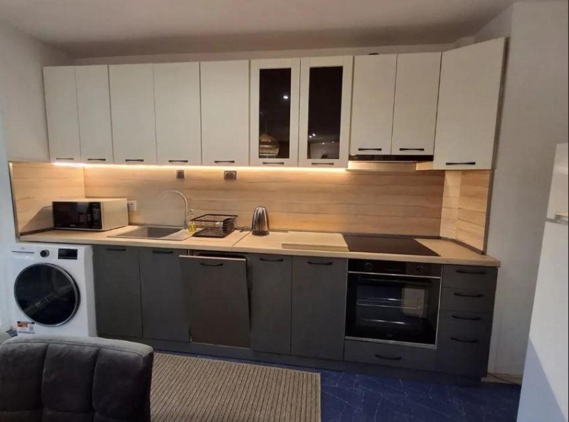 Zu vermieten  2 Schlafzimmer Warna , Bazar Lewski , 130 qm | 64295402 - Bild [3]