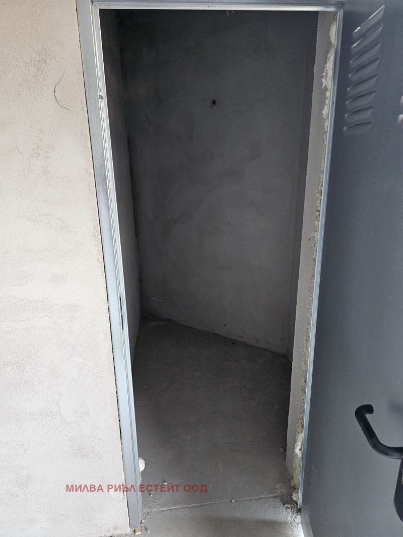 Дава под наем ГАРАЖ, ПАРКОМЯСТО, гр. София, област София-град, снимка 10 - Гаражи и паркоместа - 53491601