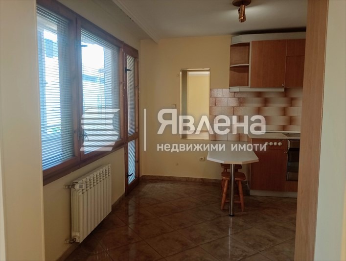 Дава под наем МНОГОСТАЕН, гр. София, Оборище, снимка 7 - Апартаменти - 53978478