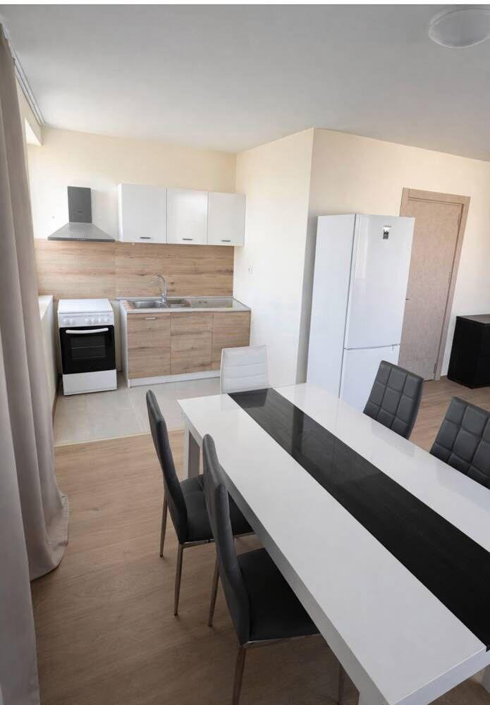 Дава под наем КЪЩА, гр. Каблешково, област Бургас, снимка 2 - Къщи - 53968073