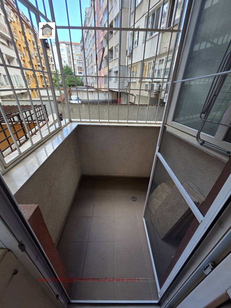 En renta  Estudio Sofia , Krasno selo , 50 metros cuadrados | 67838916 - imagen [4]