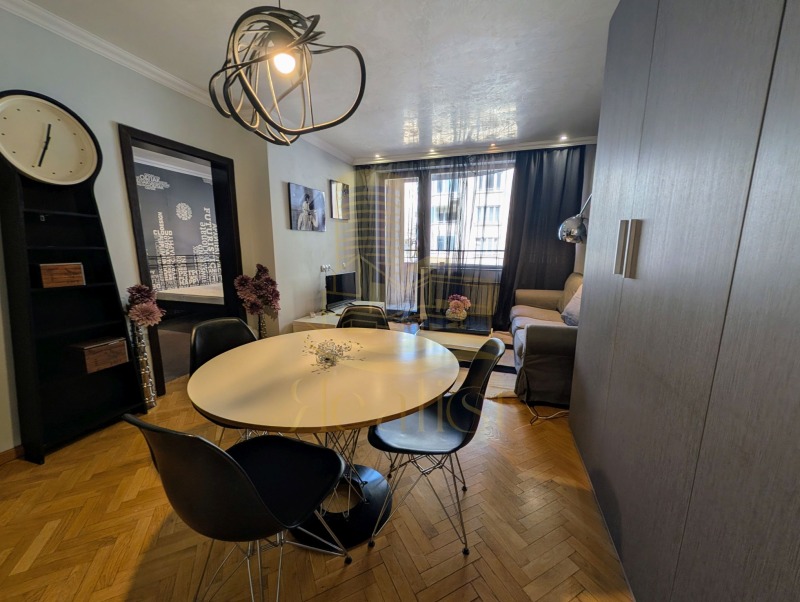 Дава под Наем 2-СТАЕН в град София, Изгрев - 59 кв.м / 725 € » 1 417.98 лв., РЕАЛИСТ
