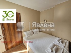 2-стаен град Варна, Център 4