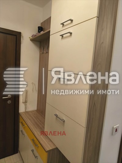 Дава под наем 3-СТАЕН, гр. София, Зона Б-18, снимка 15 - Апартаменти - 54636877