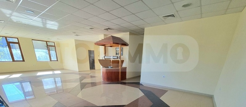 Дава под Наем ЗАВЕДЕНИЕ в град Варна, Галата - 114 кв.м / 700 € » 1 369.08 лв., ТОПИММО