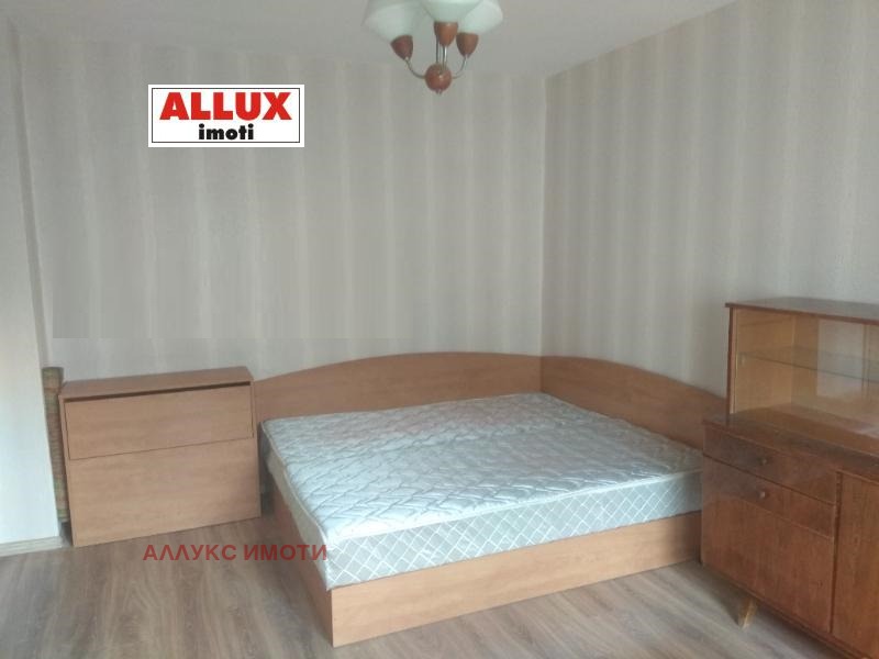 Kiralık  Stüdyo Ruse , Vazrajdane , 40 metrekare | 28132845