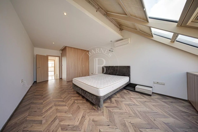 Para alugar  Casinha Sofia , Lozenec , 350 m² | 50754558 - imagem [14]