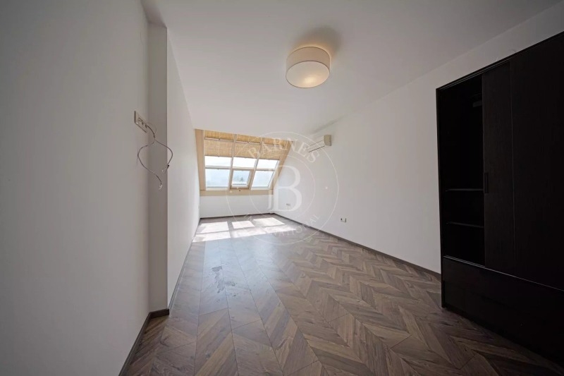 Para alugar  Casinha Sofia , Lozenec , 350 m² | 50754558 - imagem [6]