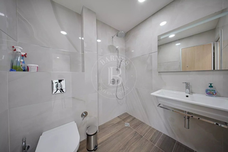Para alugar  Casinha Sofia , Lozenec , 350 m² | 50754558 - imagem [9]