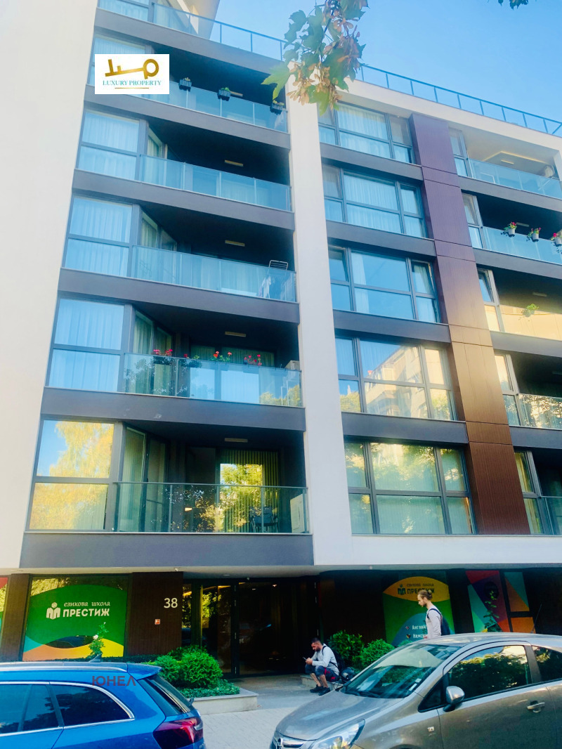 Дава под наем ГАРАЖ, ПАРКОМЯСТО, гр. София, Борово, снимка 2 - Гаражи и паркоместа - 52276405