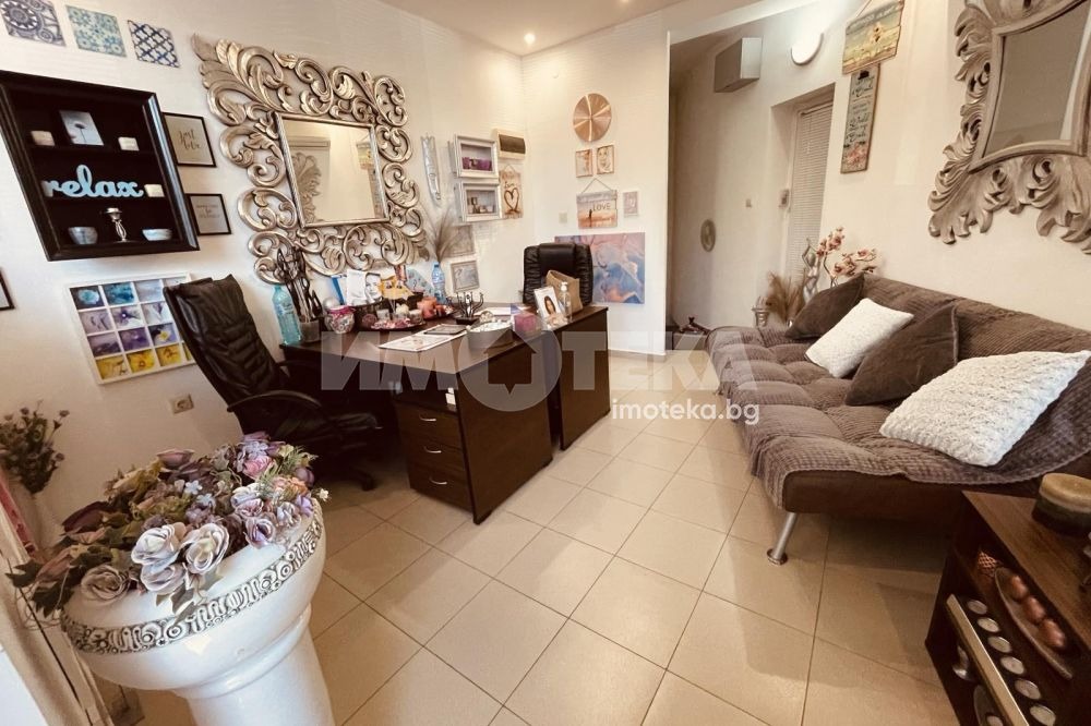 Дава под наем ОФИС, гр. Пловдив, Център, снимка 2 - Офиси - 54133628