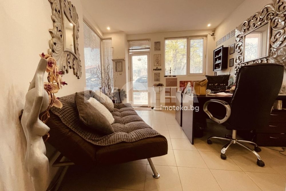 Дава под наем ОФИС, гр. Пловдив, Център, снимка 3 - Офиси - 54133628