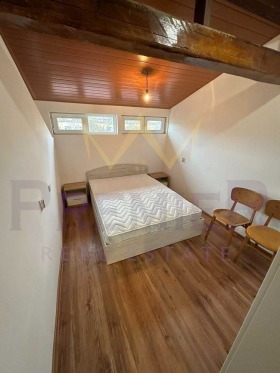 1 chambre Tchataldja, Varna 11