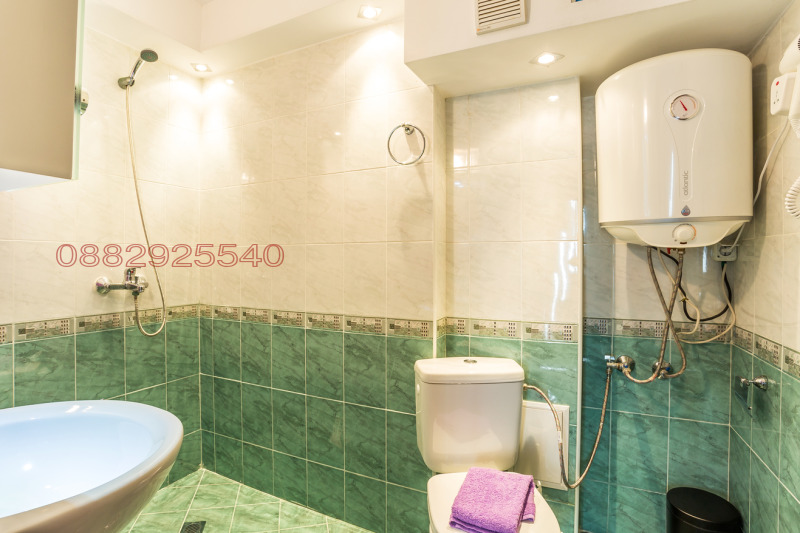 Дава под наем АТЕЛИЕ, ТАВАН, гр. София, Център, снимка 7 - Апартаменти - 53536118