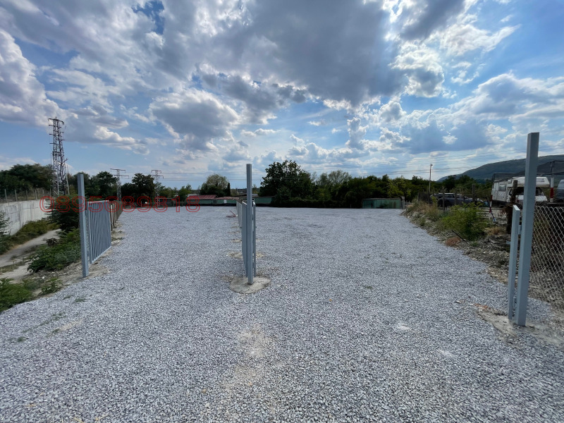 Дава под наем МЯСТО, гр. Шумен, Басейна, снимка 4 - Парцели - 52782390