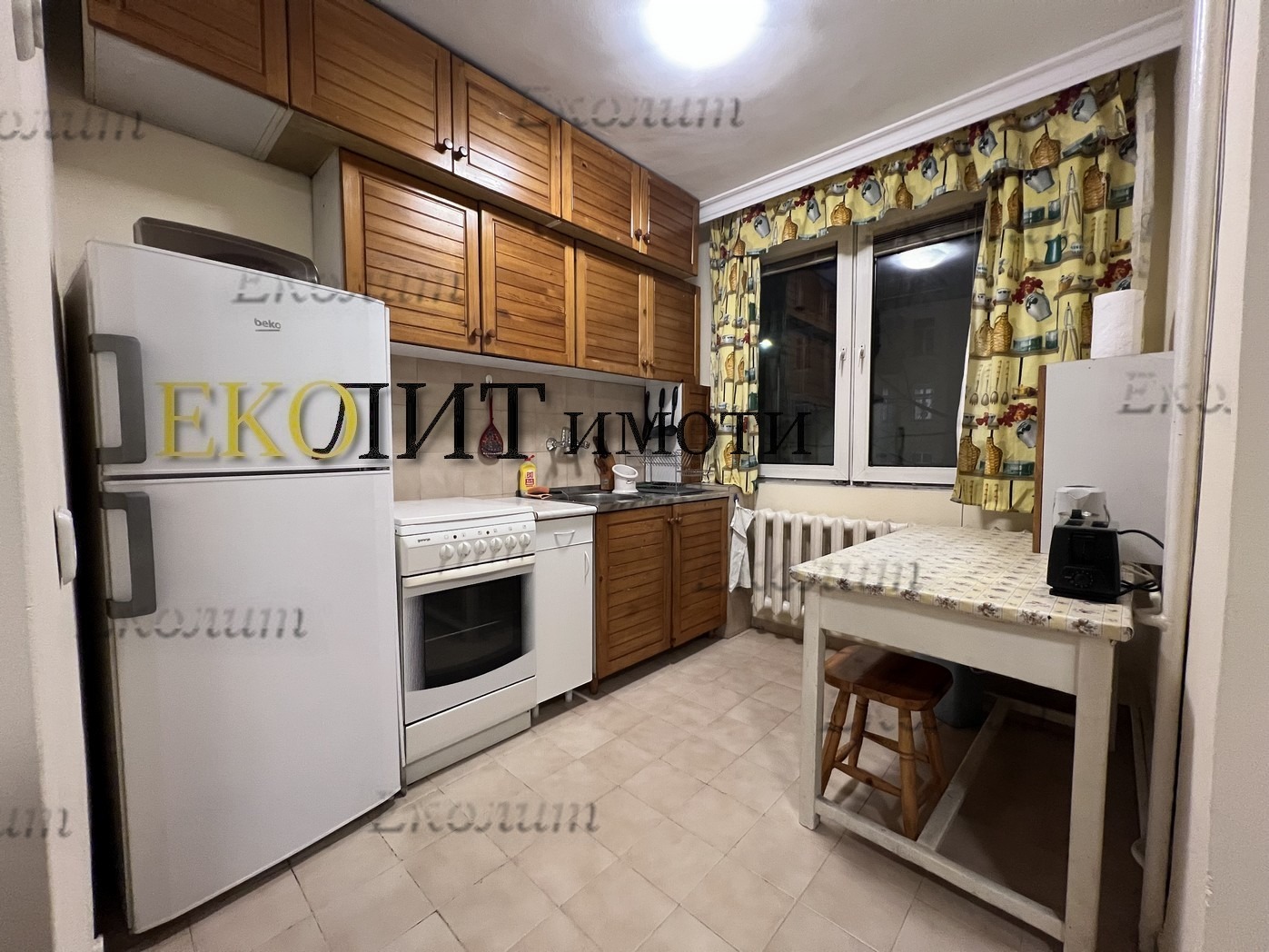 Дава под наем 1-СТАЕН, гр. София, Център, снимка 2 - Апартаменти - 56311816