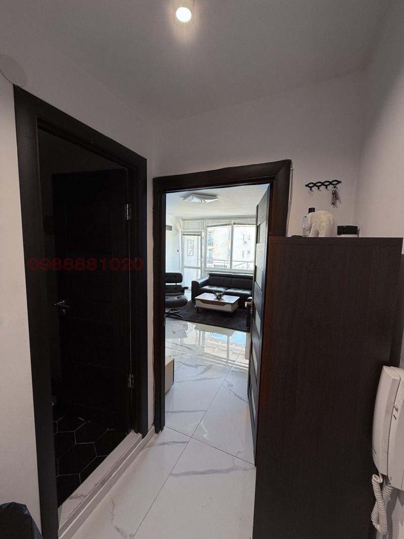 Дава под наем  3-стаен град София , Гоце Делчев , 70 кв.м | 97157188 - изображение [2]