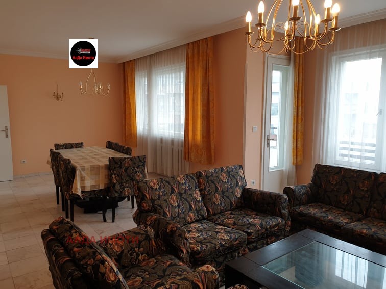 A louer  3 chambres Sofia , Geo Milev , 140 m² | 45976912 - image [4]