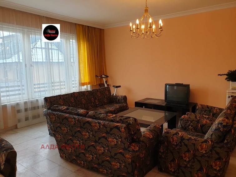 A louer  3 chambres Sofia , Geo Milev , 140 m² | 45976912 - image [3]