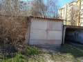 Дава под наем ГАРАЖ, ПАРКОМЯСТО, гр. Ловеч, Младост, снимка 1