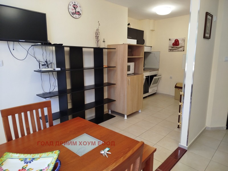 Kiralık  2 yatak odası Burgas , Sarafovo , 75 metrekare | 17709236