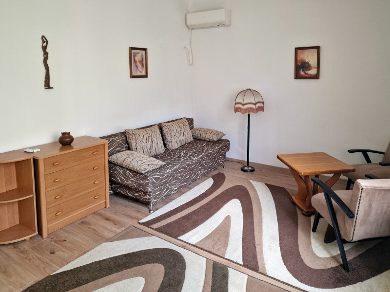 Дава под наем  3-стаен град София , Докторски паметник , 100 кв.м | 81350083 - изображение [9]