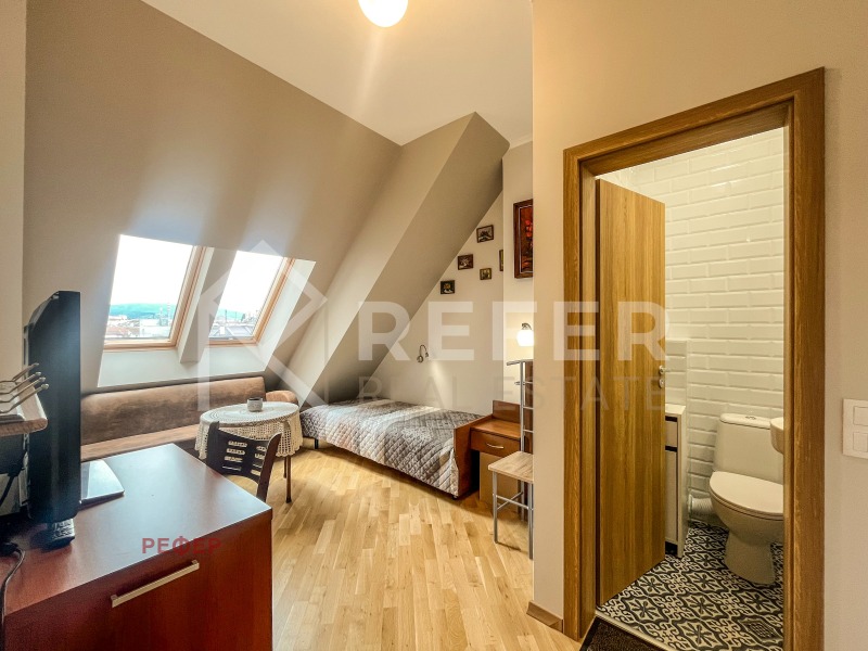 För uthyrning  3 sovrum Sofia , Centar , 164 kvm | 53784271 - bild [15]