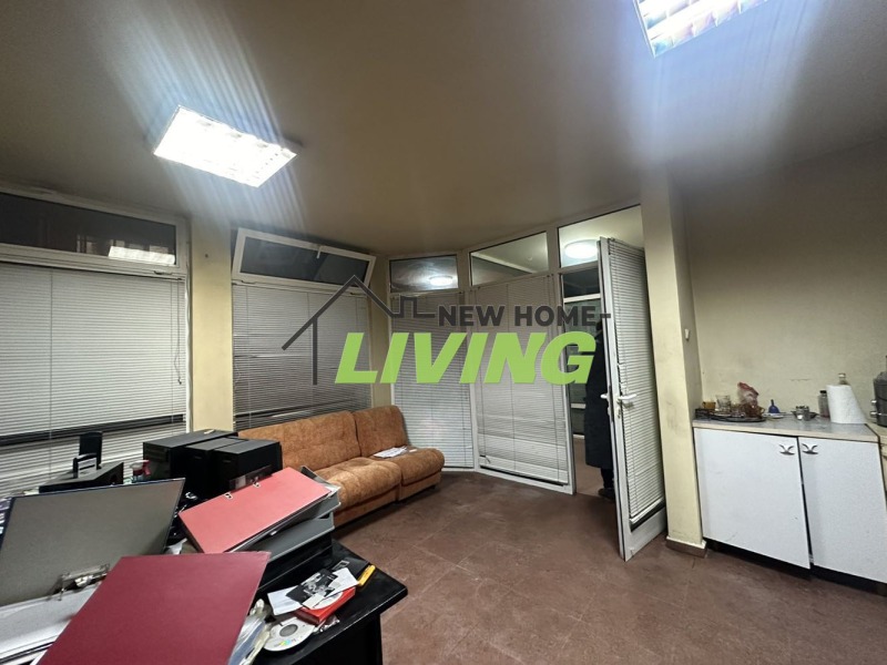 Дава под наем ОФИС, гр. Асеновград, област Пловдив, снимка 2 - Офиси - 52623263