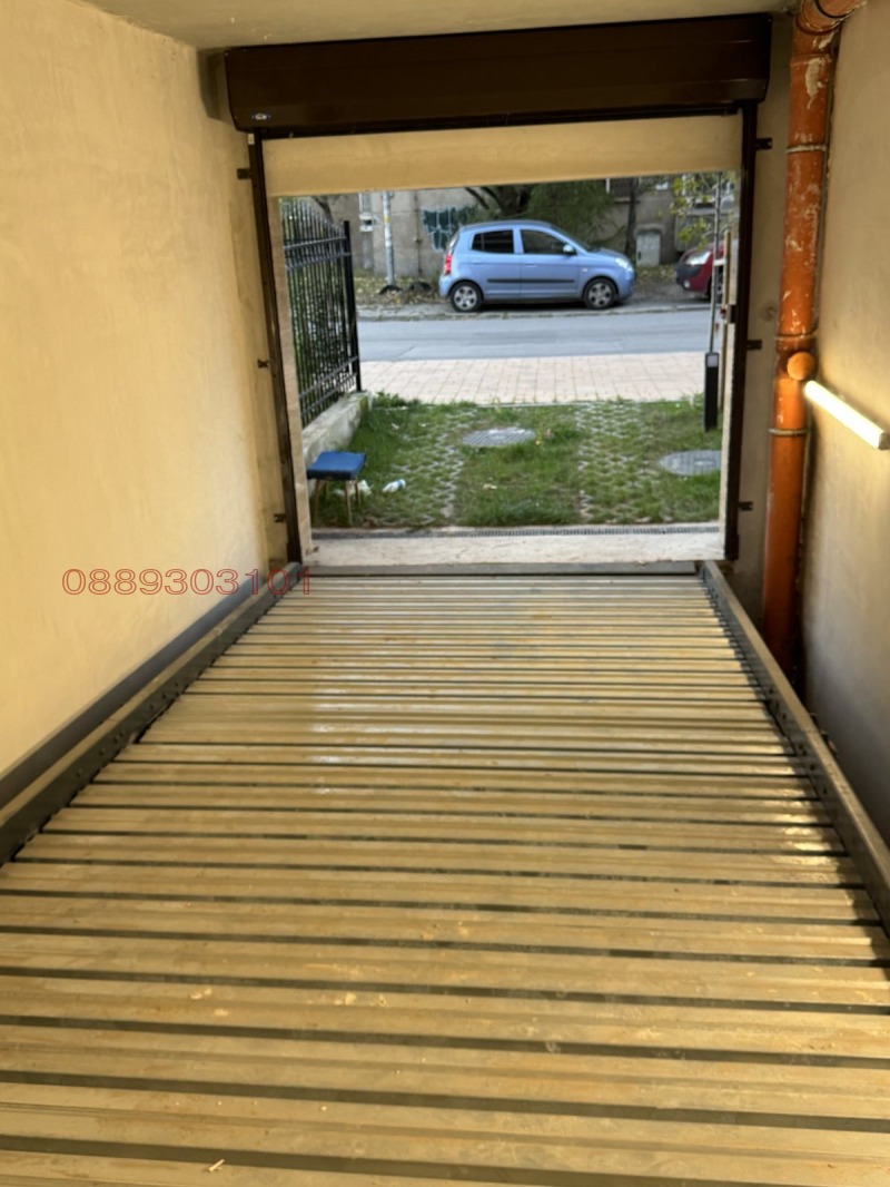 Дава под наем ГАРАЖ, ПАРКОМЯСТО, гр. София, Дружба 1, снимка 14 - Гаражи и паркоместа - 53260046